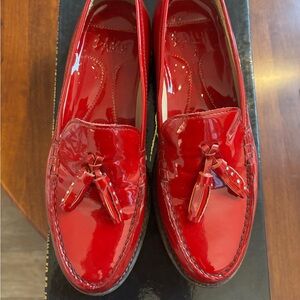 Damy, made in Italy, Red Patent Leather Loafers with Tassels. Size 35 1/2.